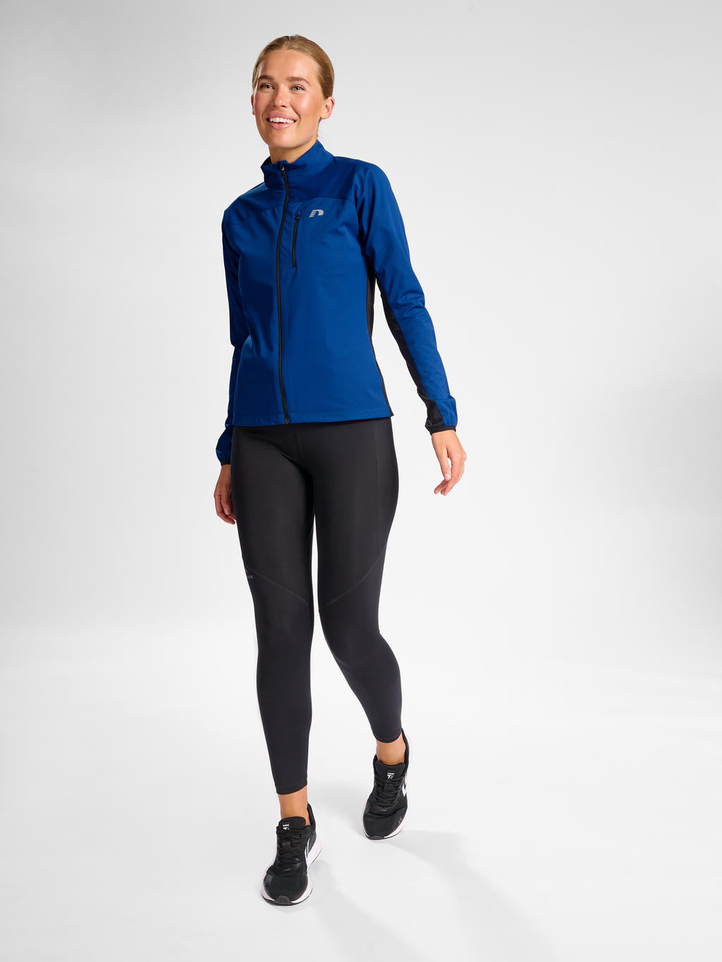 WOMEN'S CORE JACKET