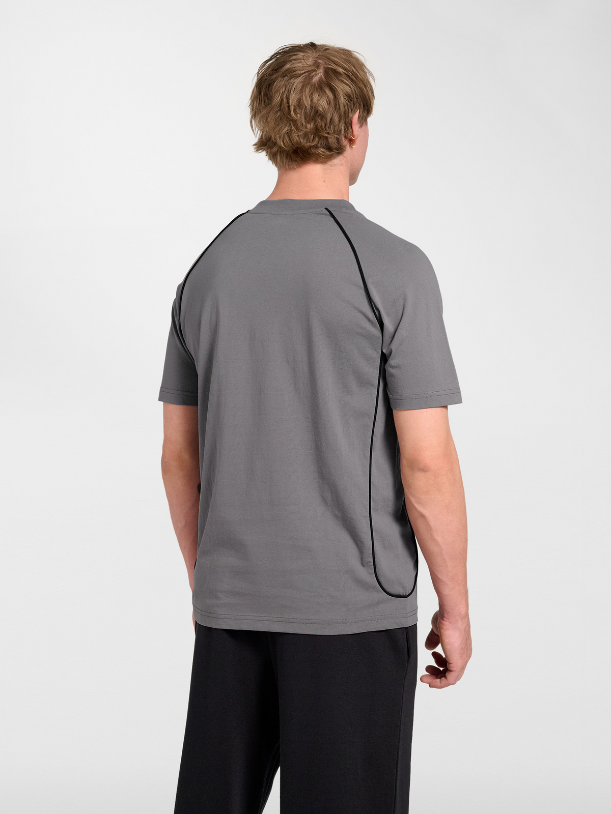 hmlPITCH REST DAY T-SHIRT S/S