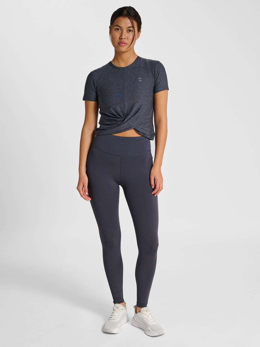hmlYOGA WRAP W T-SHIRT S/S