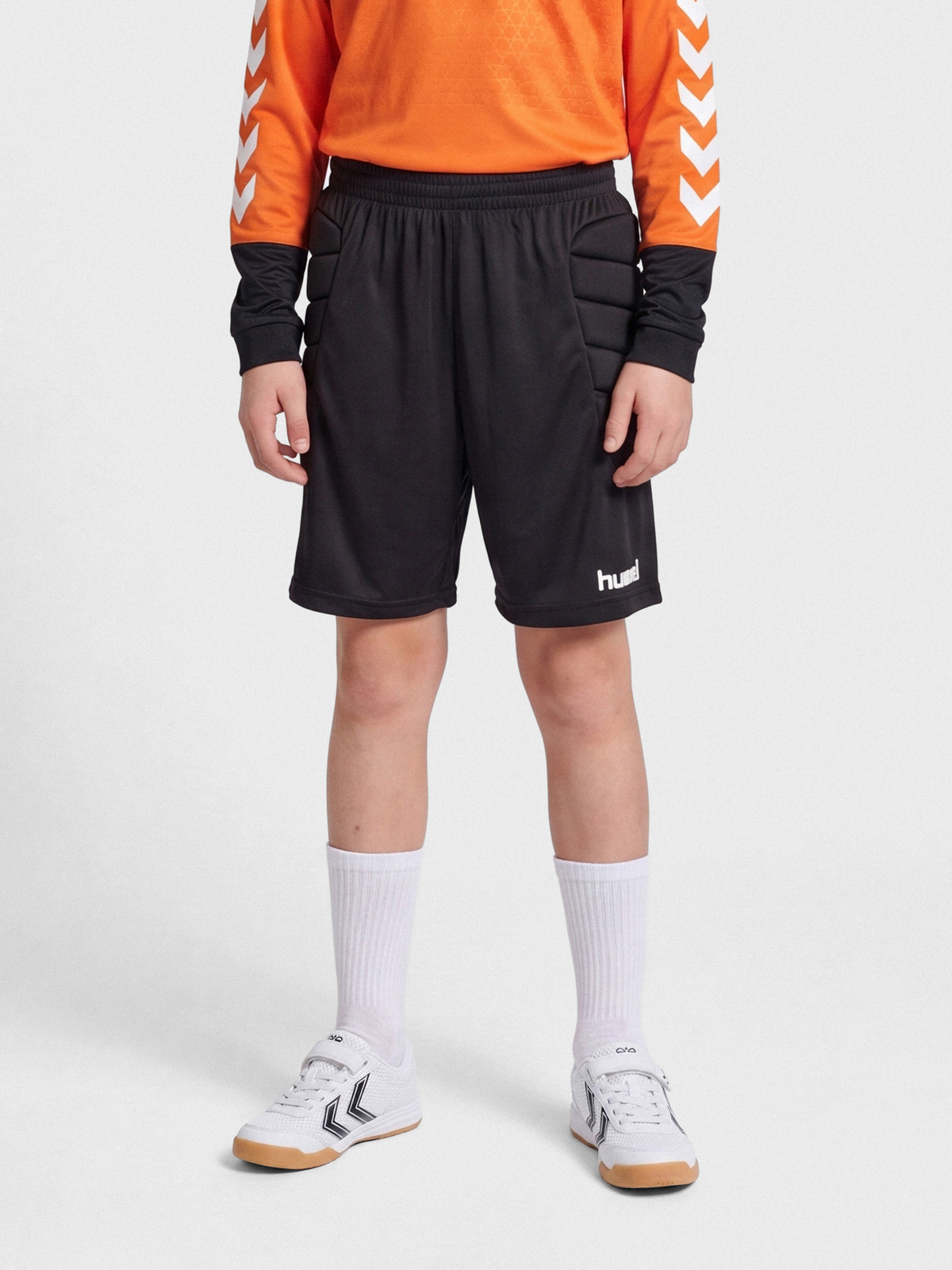 ESSENTIAL GK SHORTS W PADDING