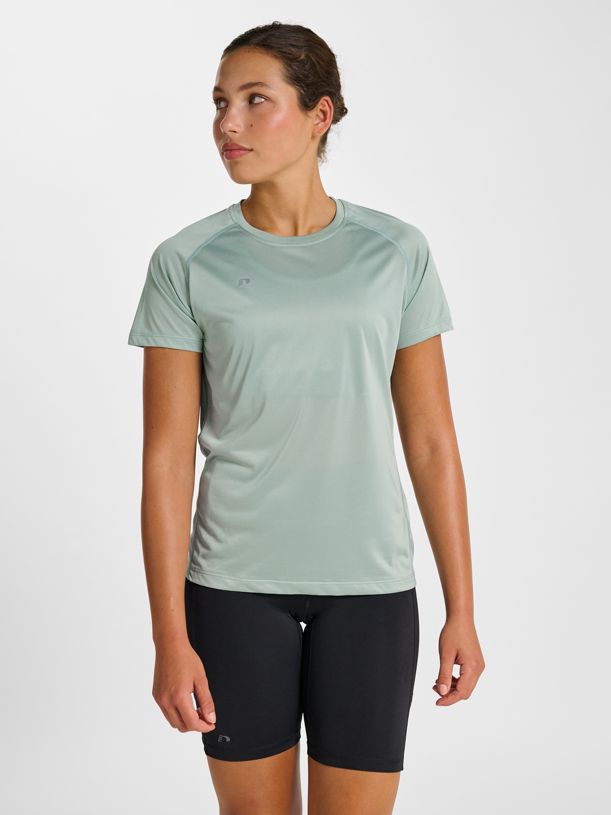 nwlBEAT W T-SHIRT