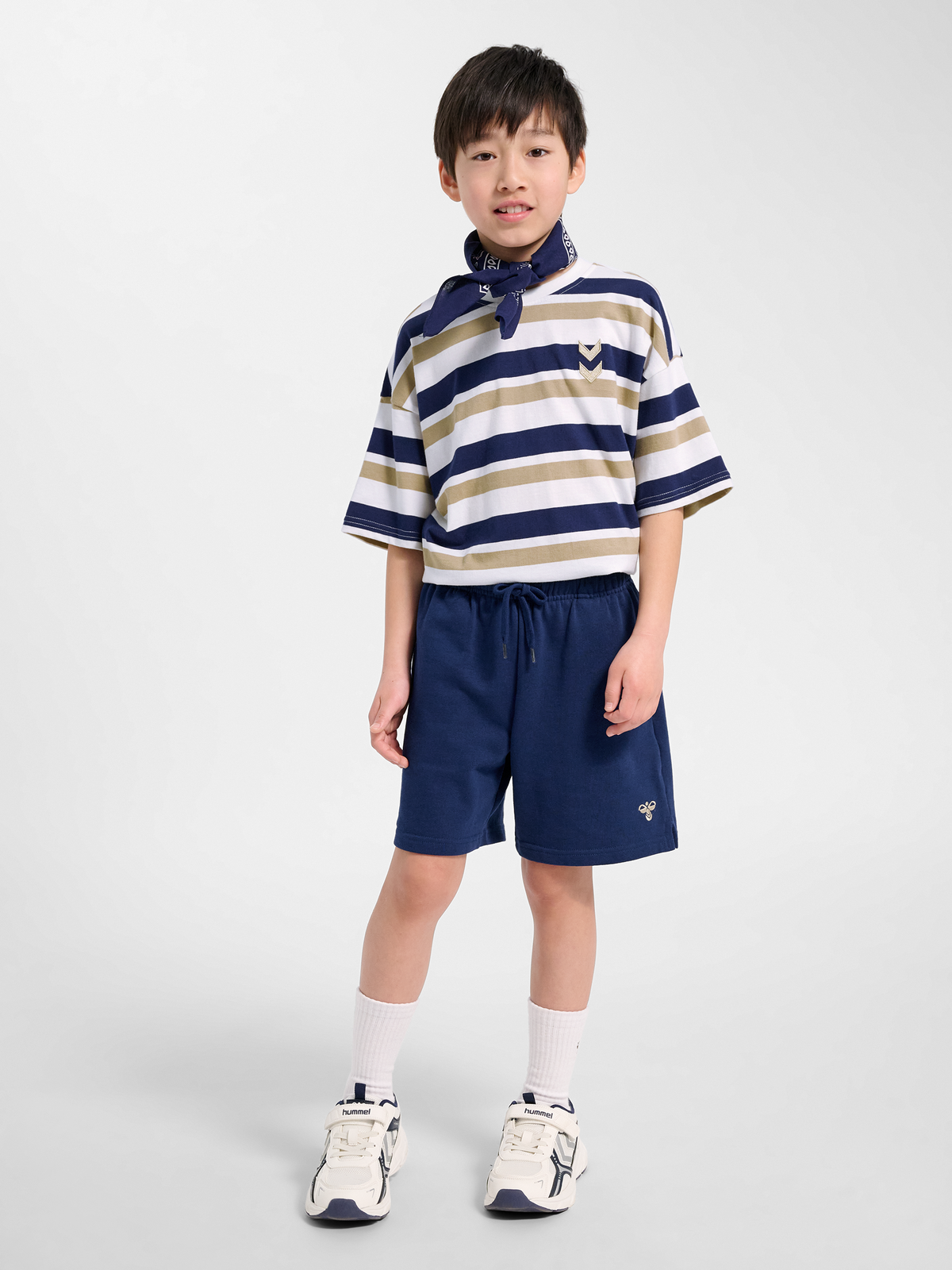 hmlJR JUMP BOXY SWEAT SHORTS