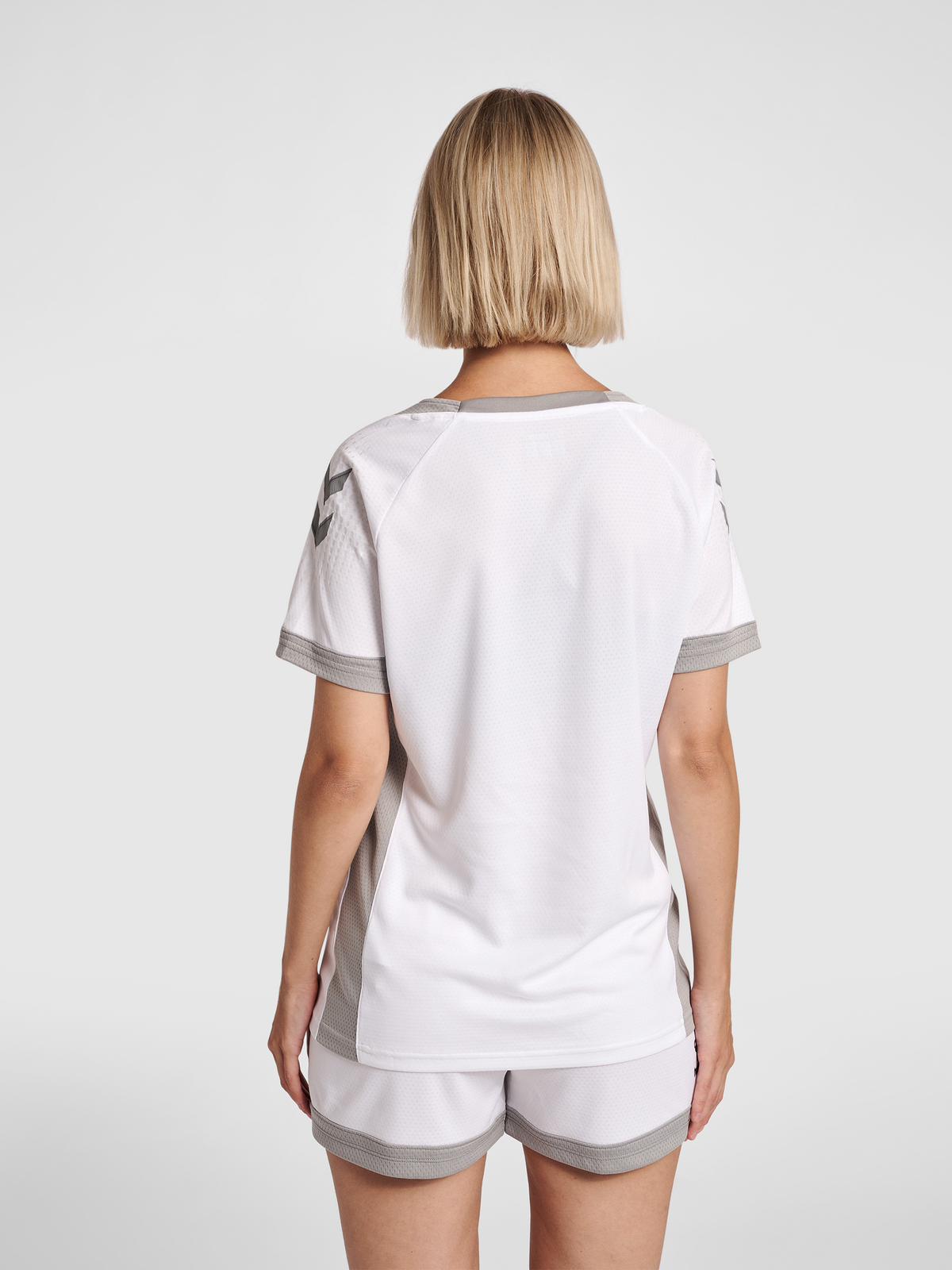 hmlLEAD WOMENS S/S POLY JERSEY