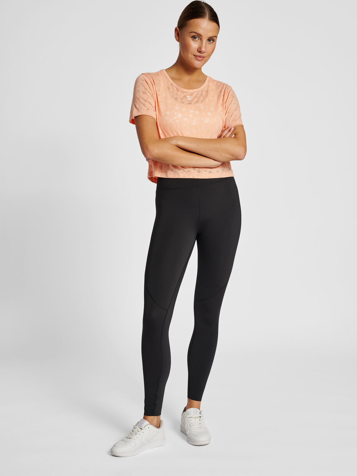 hmlMT IRIS BURNOUT CROP T-SHIRT