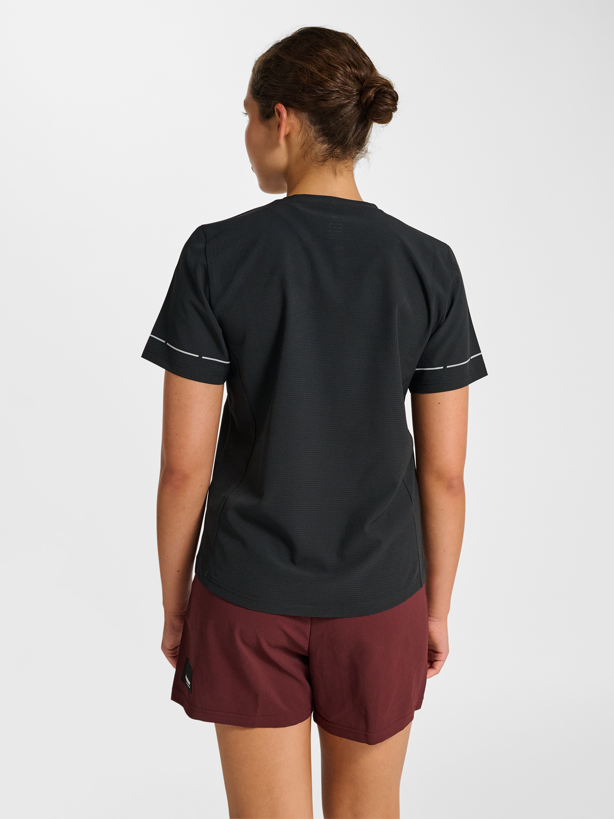 nwlBREATHE W T-SHIRT
