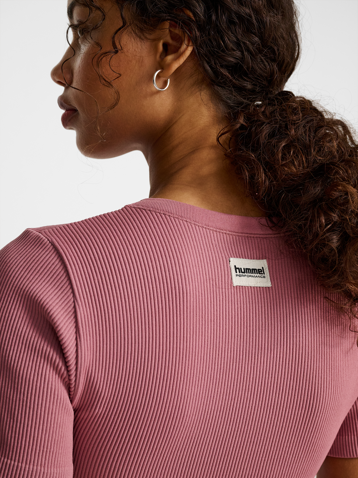 hmlPULSE SEAMLESS RIB W T-SHIRT S/S