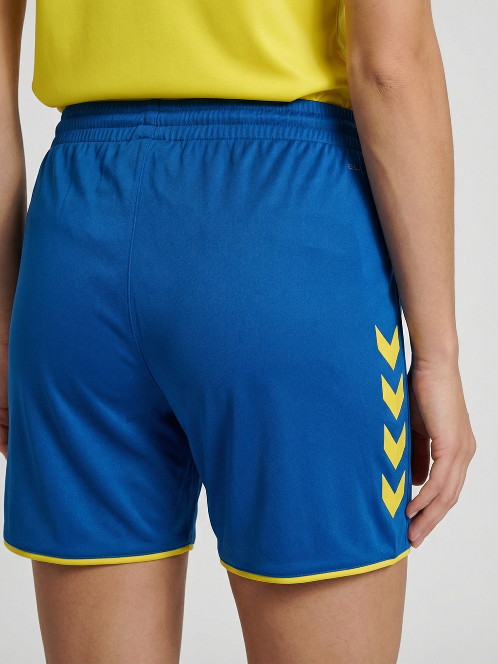 hmlCORE 2.0 SHORTS WOMAN
