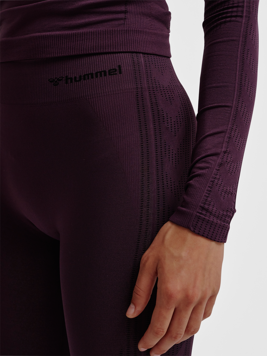 hmlMT SHAPING SEAMLESS MW TIGHTS