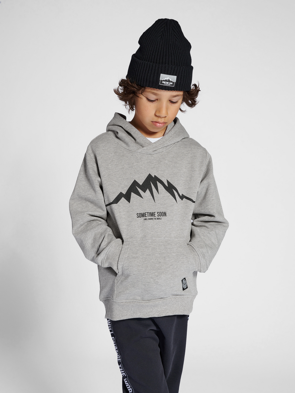 stsSUMMIT HOODIE