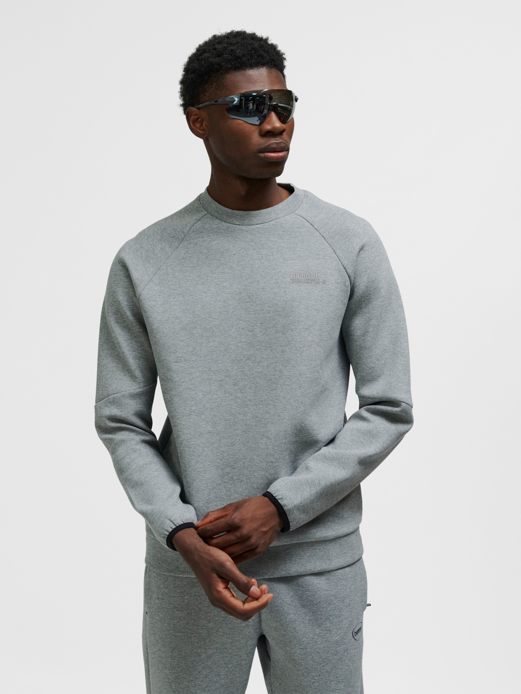hmlTECH FLEECE REGULAR CREW