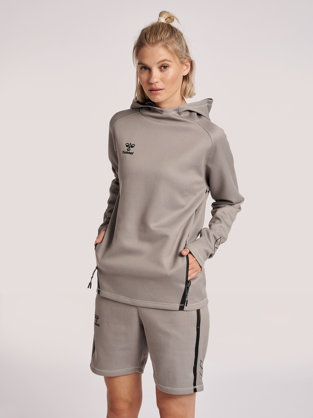 hmlCIMA XK HOODIE WOMAN