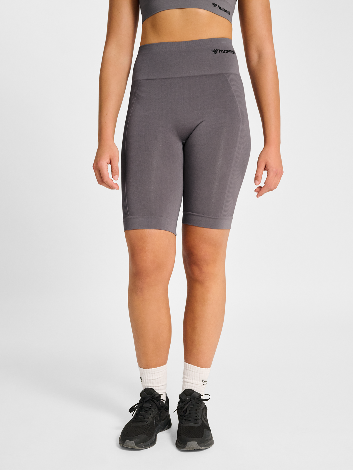 hmlTIF SEAMLESS CYLING SHORTS