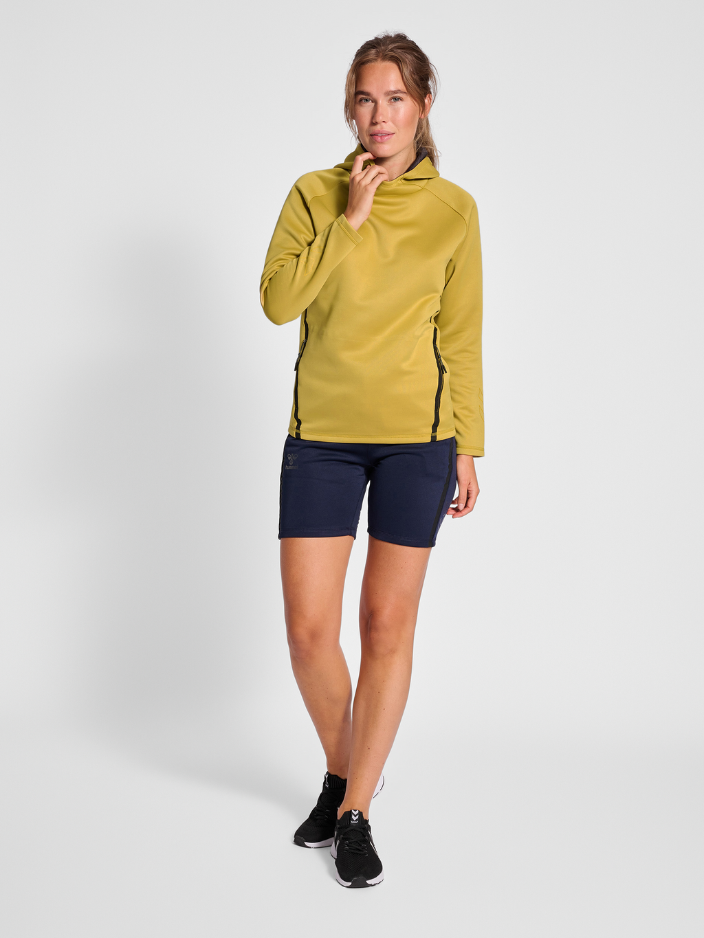 hmlCIMA XK HOODIE WOMAN