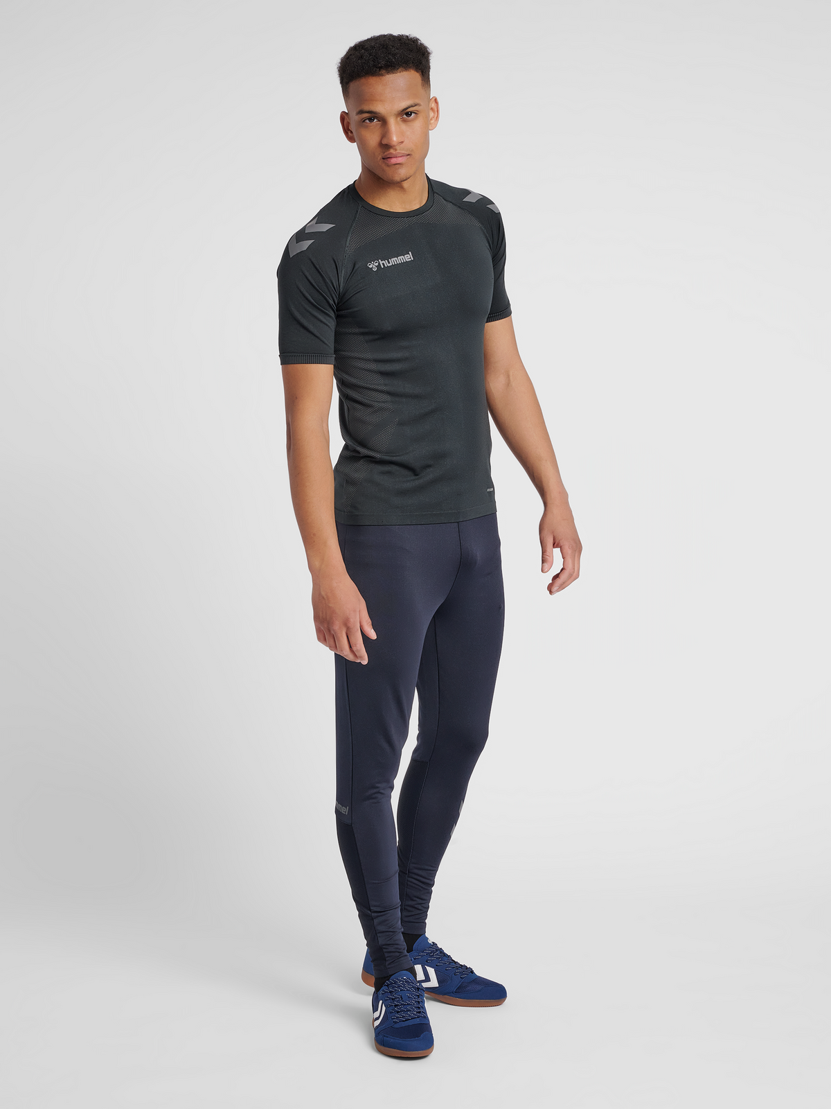 hmlAUTHENTIC PRO SEAMLESS JERS S/S
