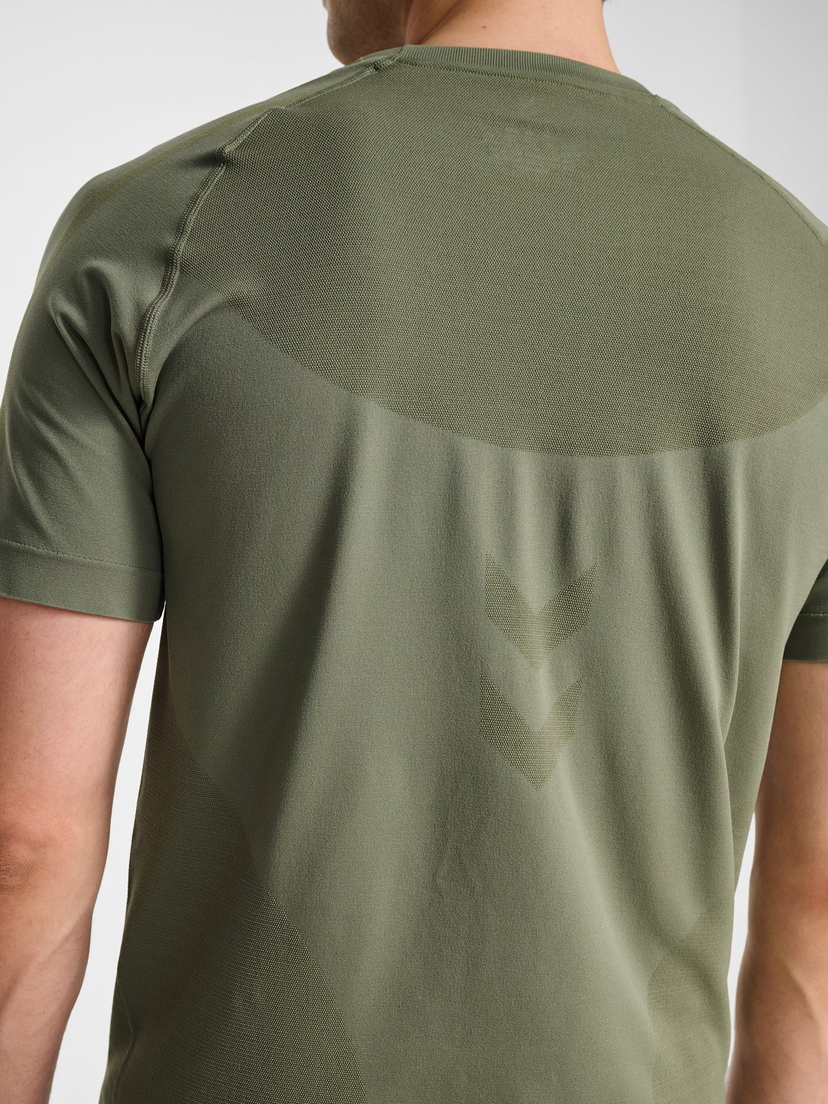 hmlHIIT SEAMLESS T-SHIRT S/S