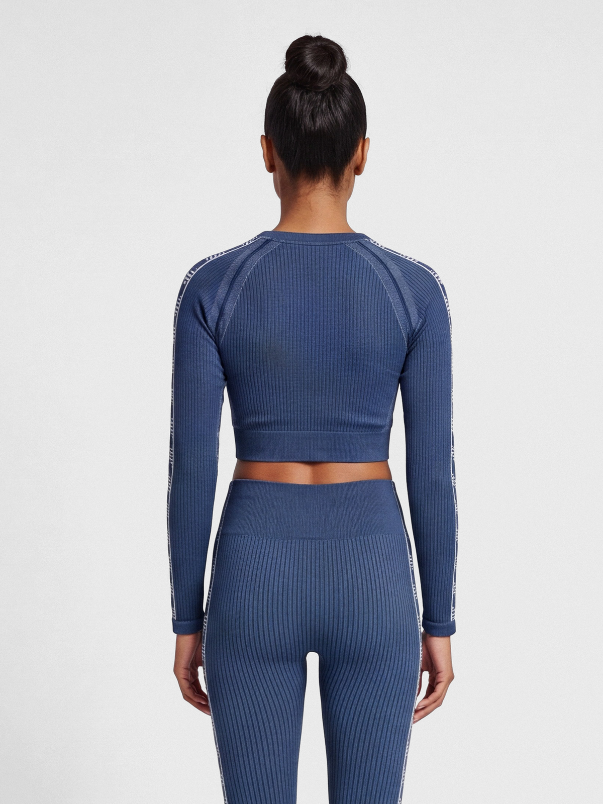 hmlMT BLAZE SEAMLESS T-SHIRT L/S