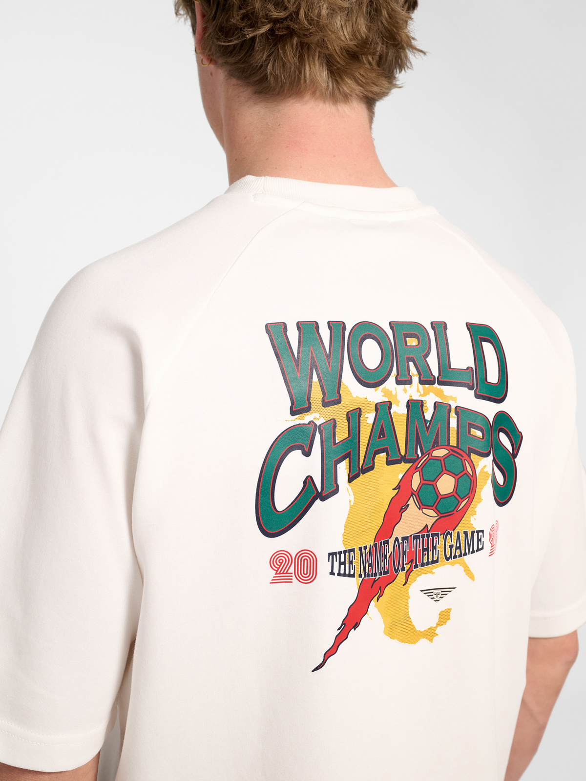 hmlWORLD 26 T-SHIRT S/S