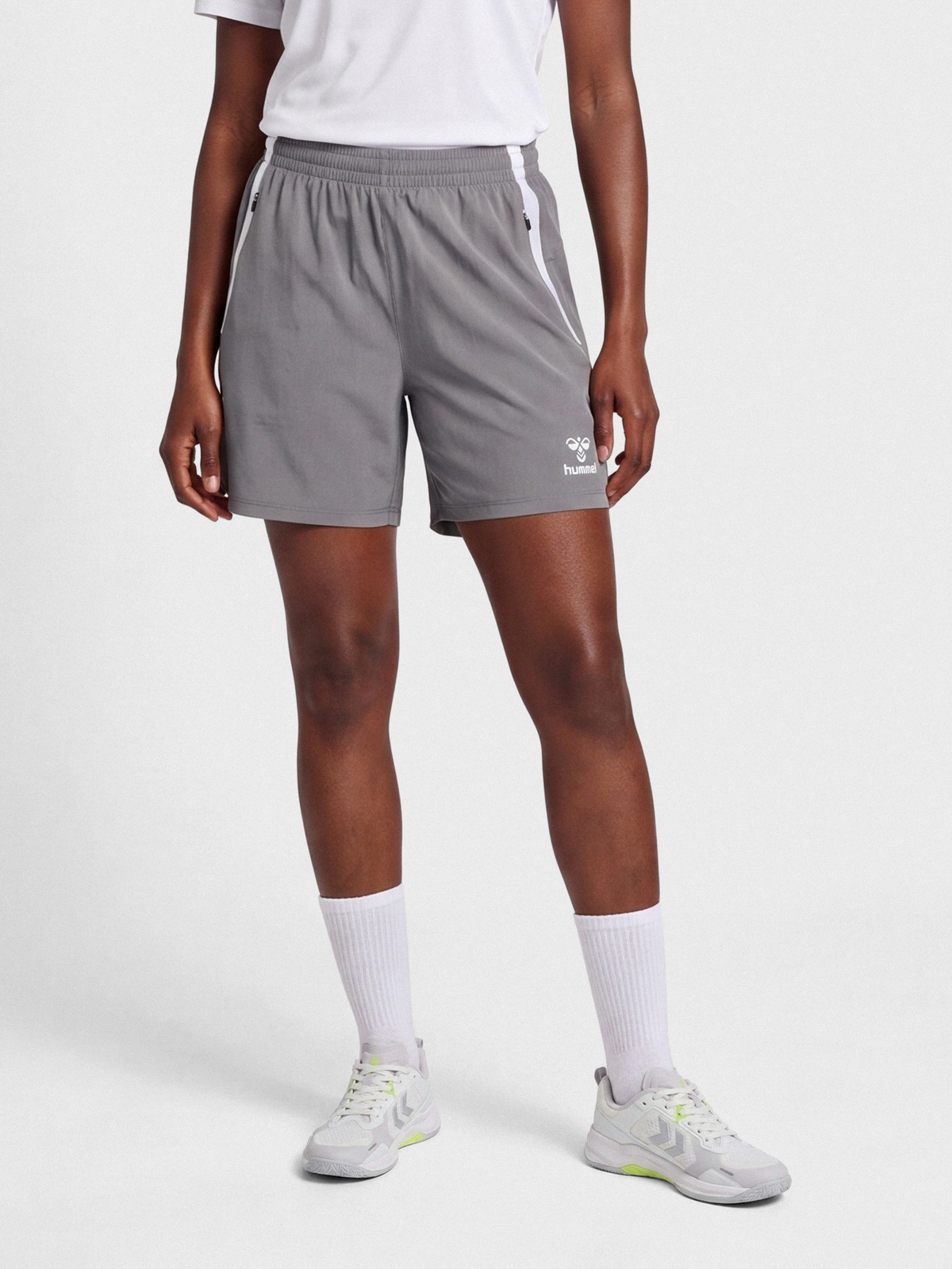 hmlLEAD 2.0 WOVEN SHORTS WOMAN