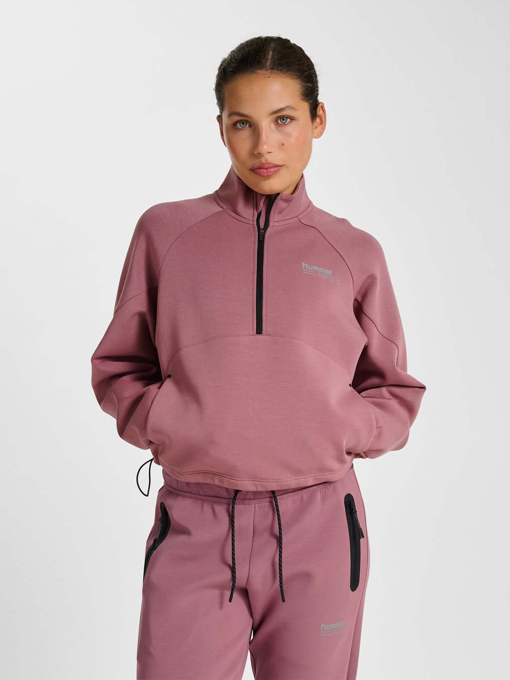 hmlTECH FLEECE WOMEN BOXY HALF ZIP