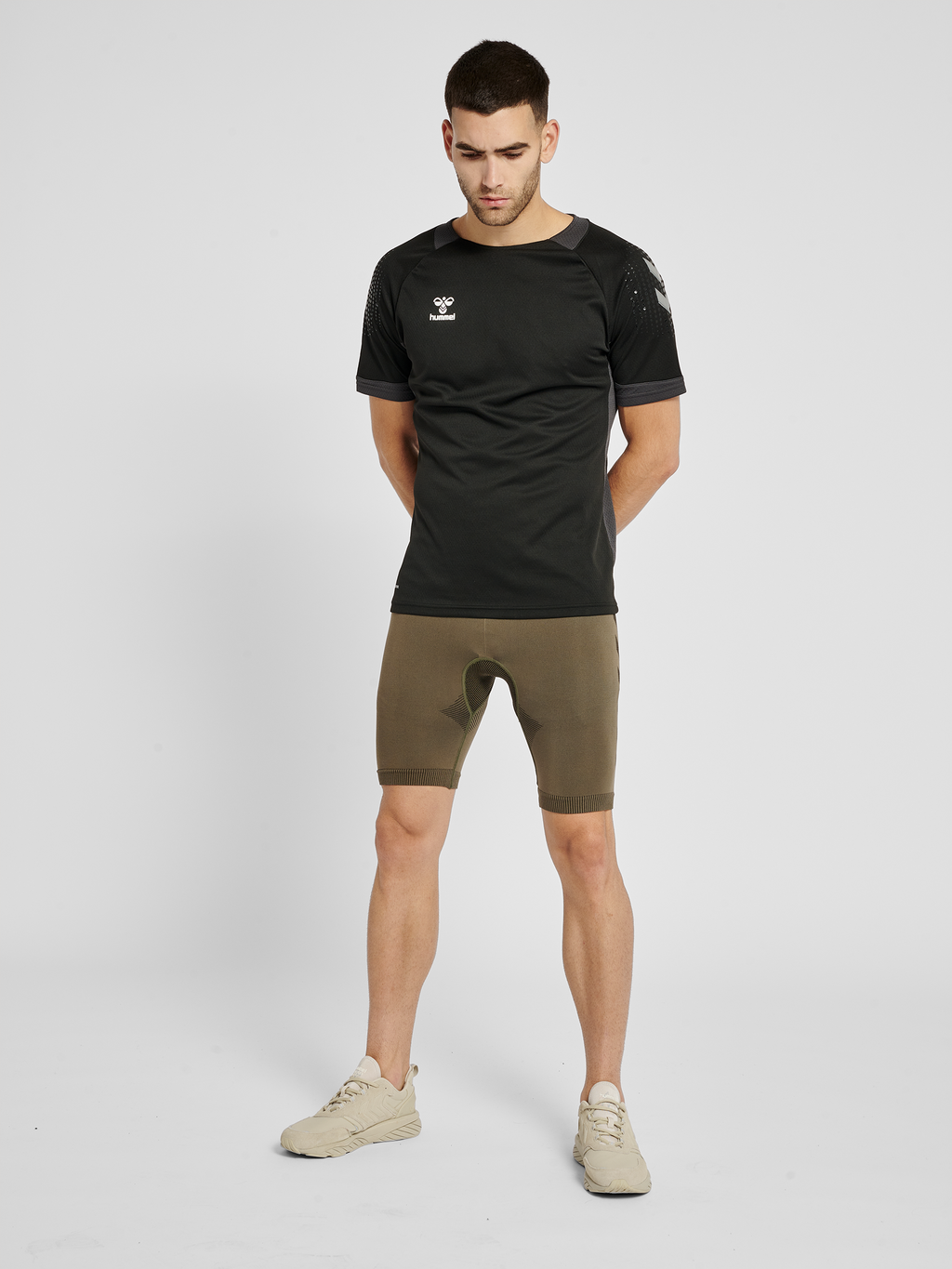 HUMMEL FIRST SEAMLESS TR SHT TIGHTS