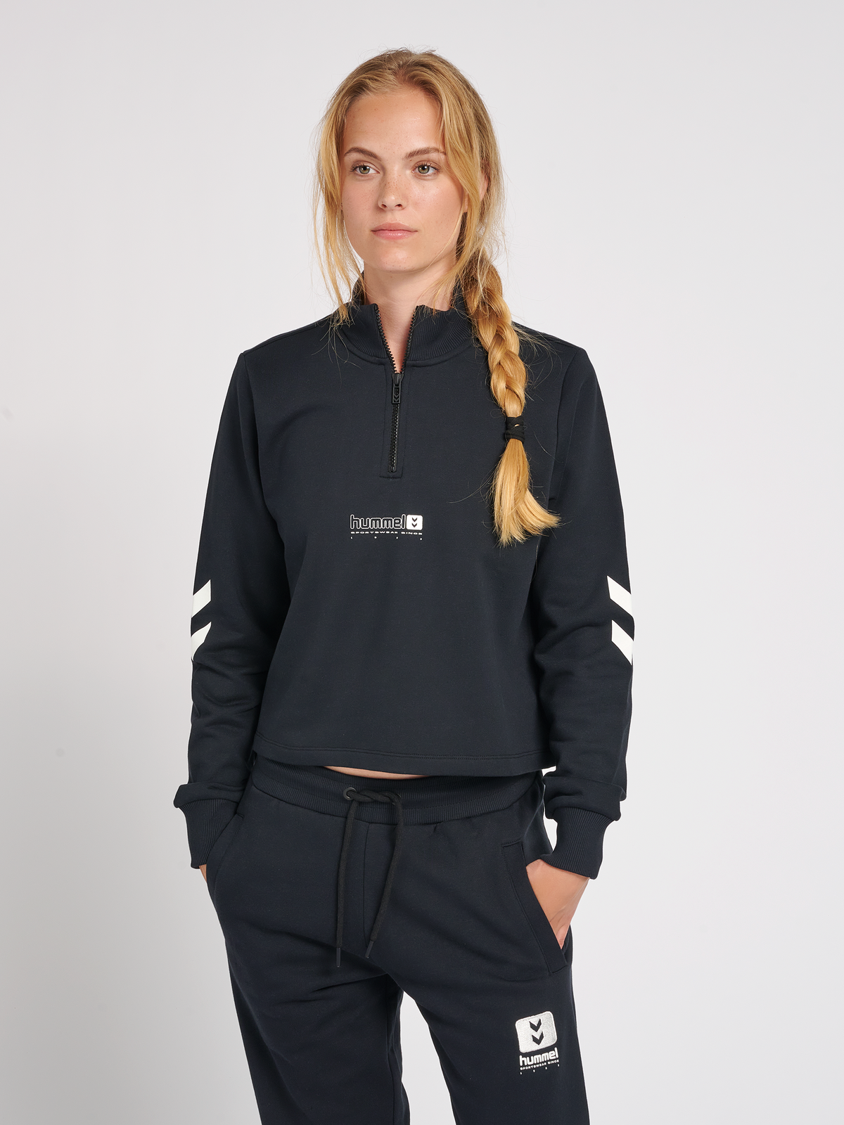 hmlLGC NIKKA CROPPED HALFZIP