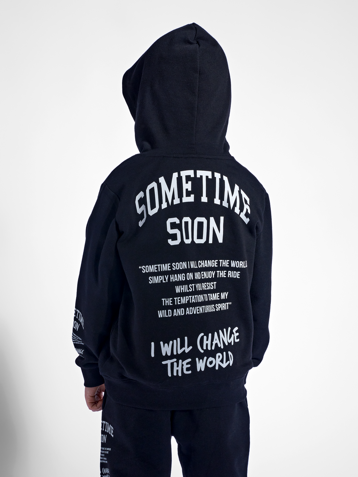 stmDIMAS HOODIE
