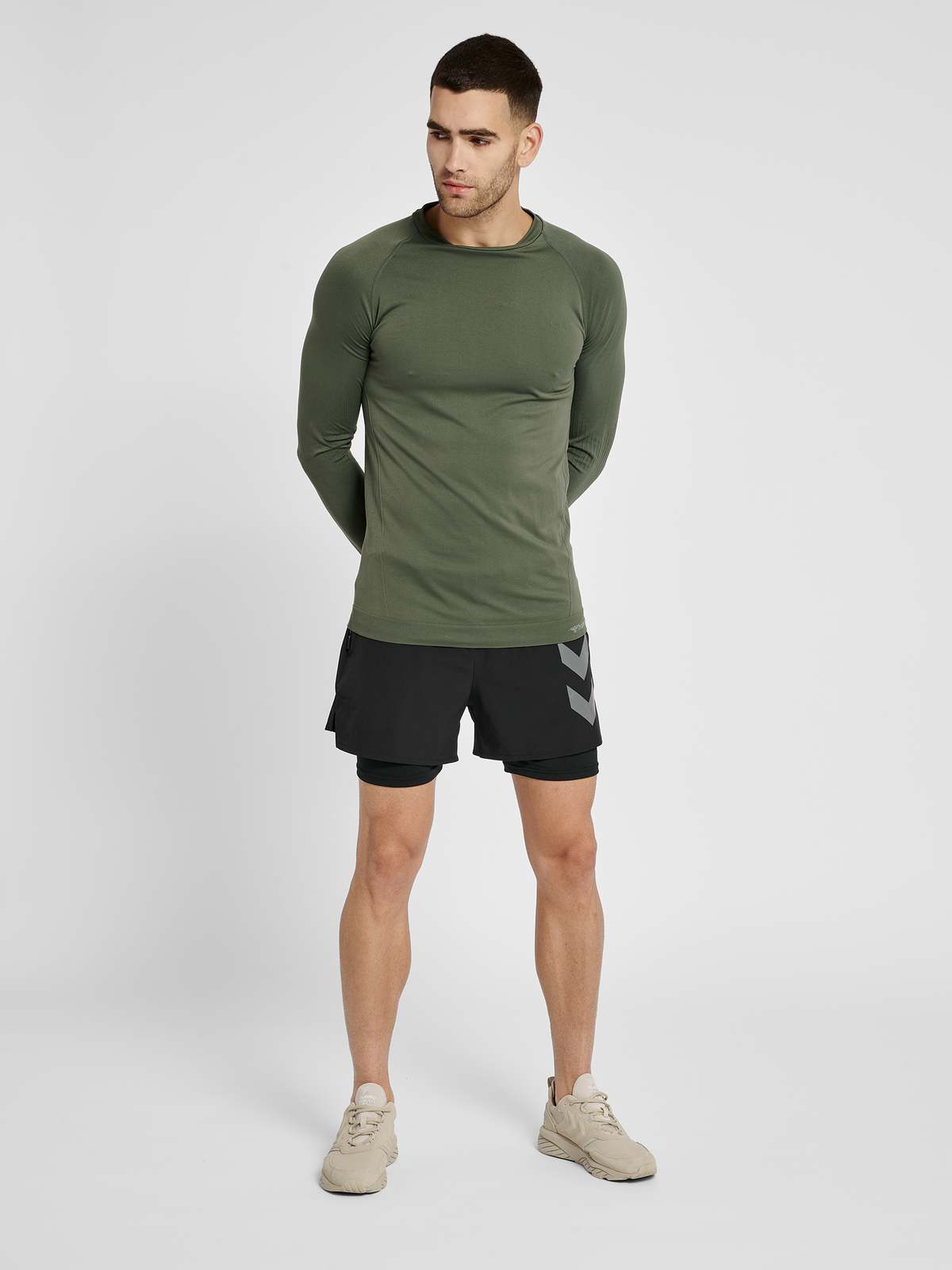hmlSTROKE SEAMLESS T-SHIRT L/S