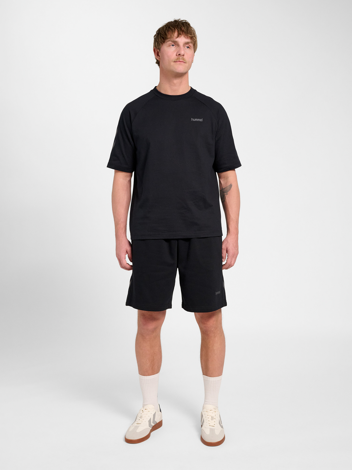 hmlKEEPER CHEVRON SHORTS