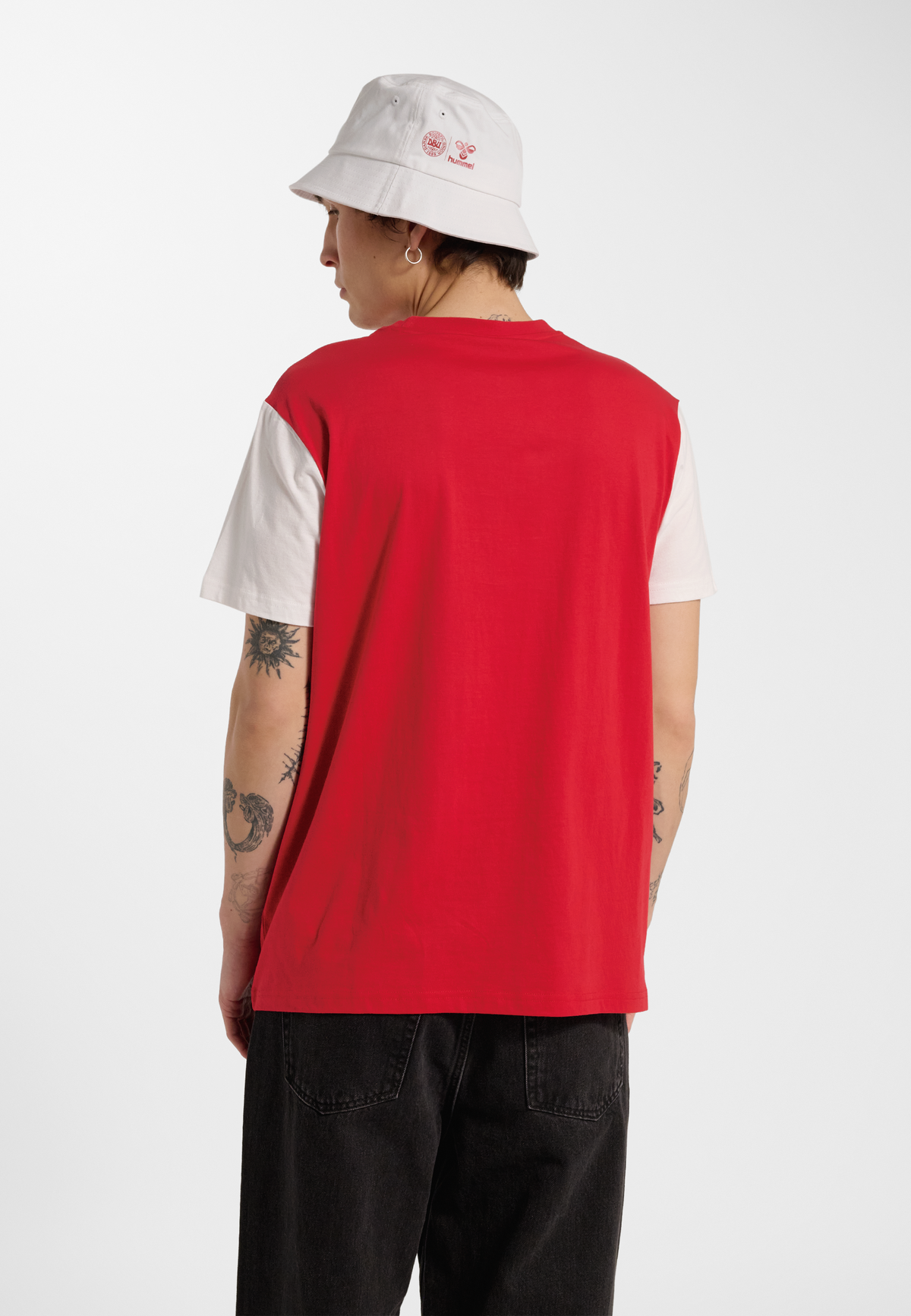 DBU 26 FAN RED-WHITE TEE SS
