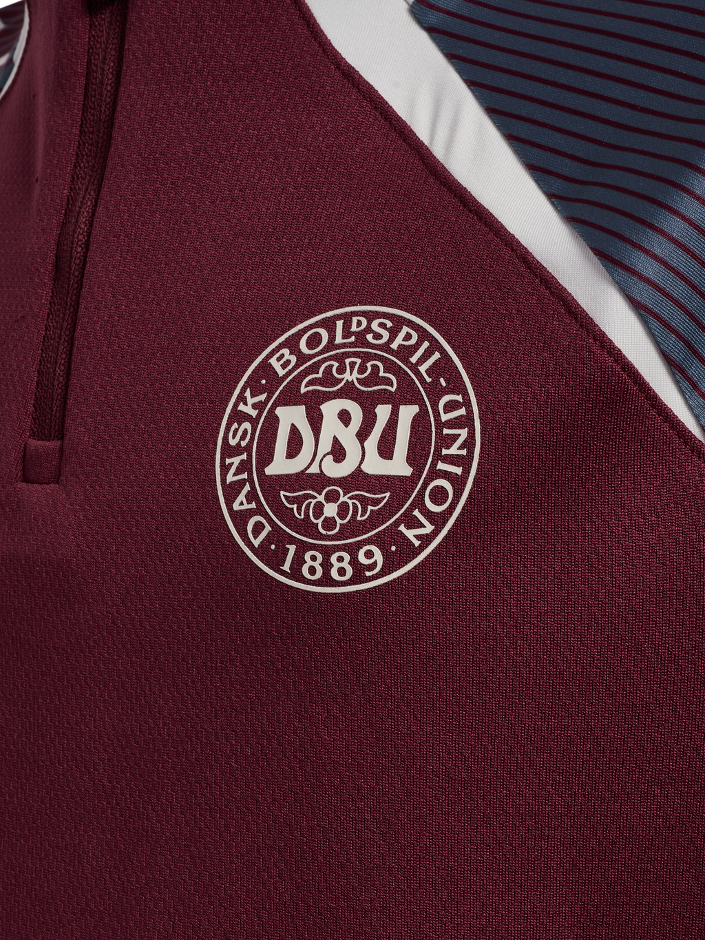 DBU WOMAN 25 PRE GAME HALF ZIP KIDS