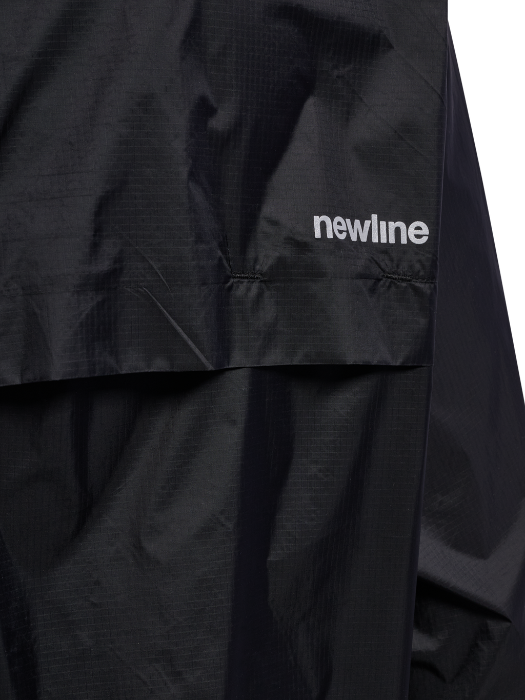 nwlLUNAR WINDBREAKER