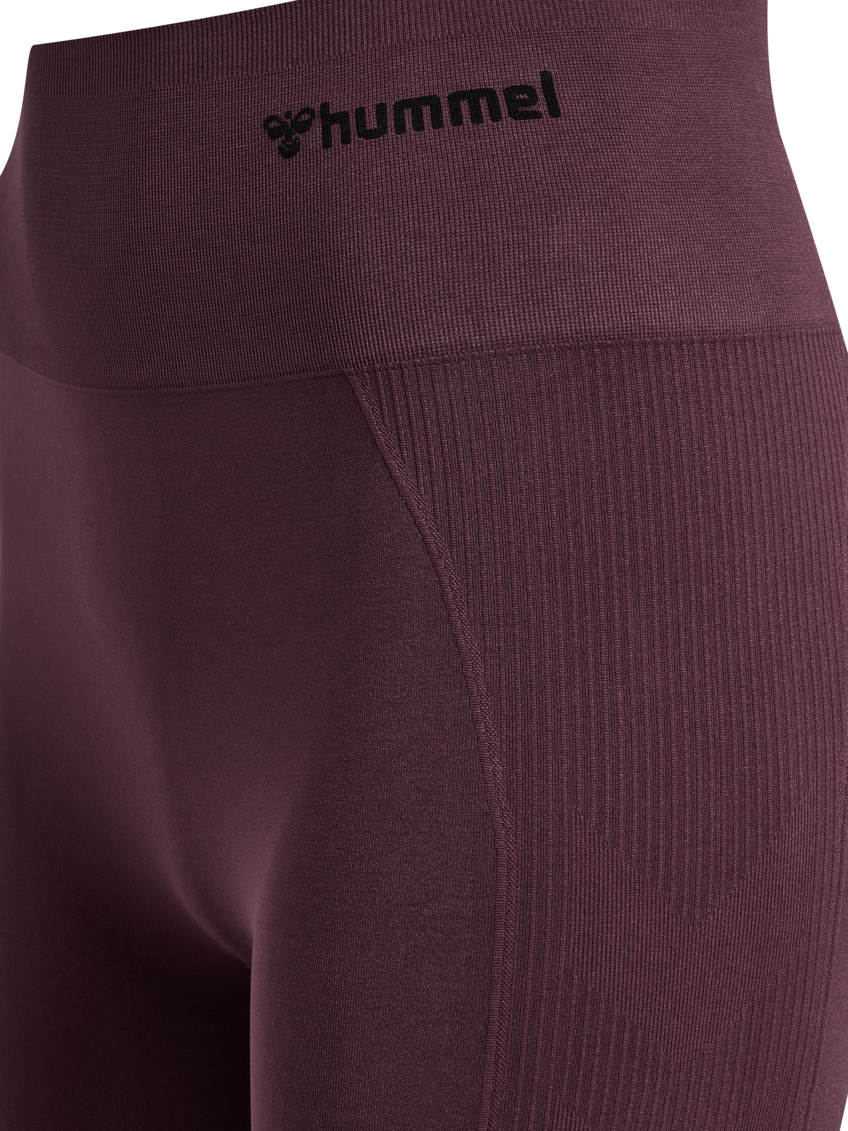 hmlTIF SEAMLESS SHORTS
