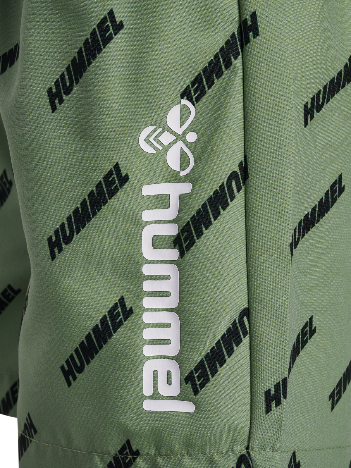 hmlCHILL BOARD SHORTS