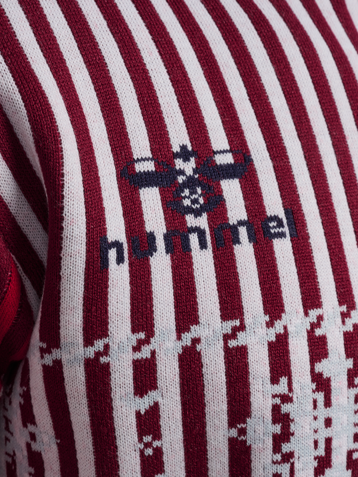 DBU CHRISTMAS SWEATER 23