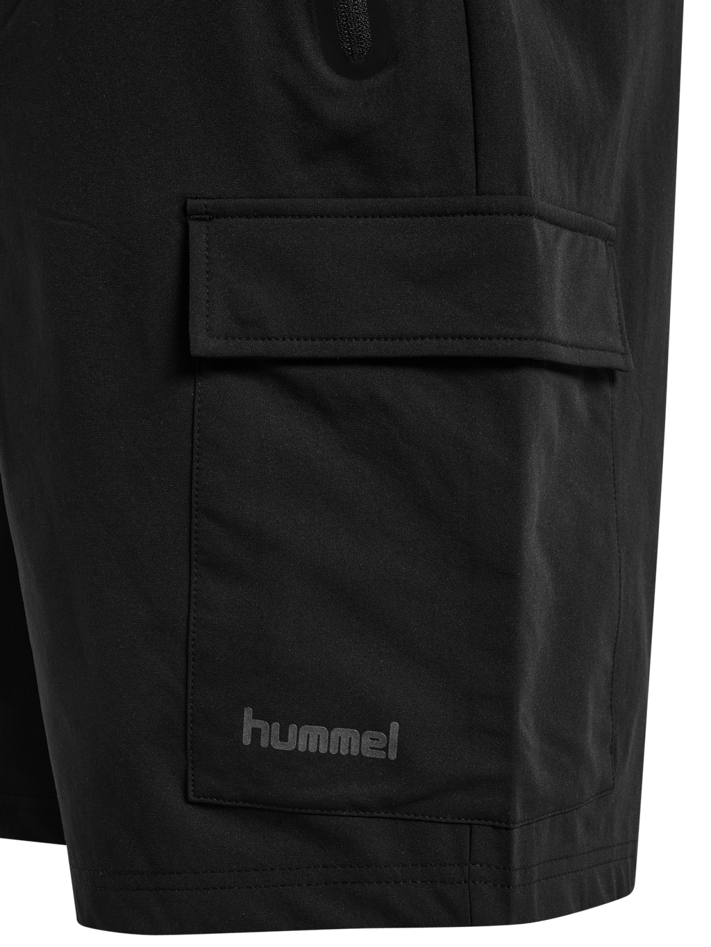 hmlTECH SHORTS